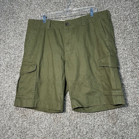 NWT Tommy Hilfiger Men's 6 Pocket Stretch Cotton Cargo Shorts Size 38 - Picture 4 of 8